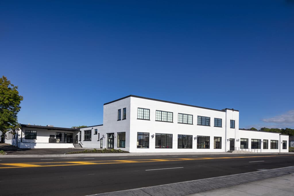 Commercial&Municipal_Gerharz Equipment_Office_Exterior_Building_285A7451 (1)