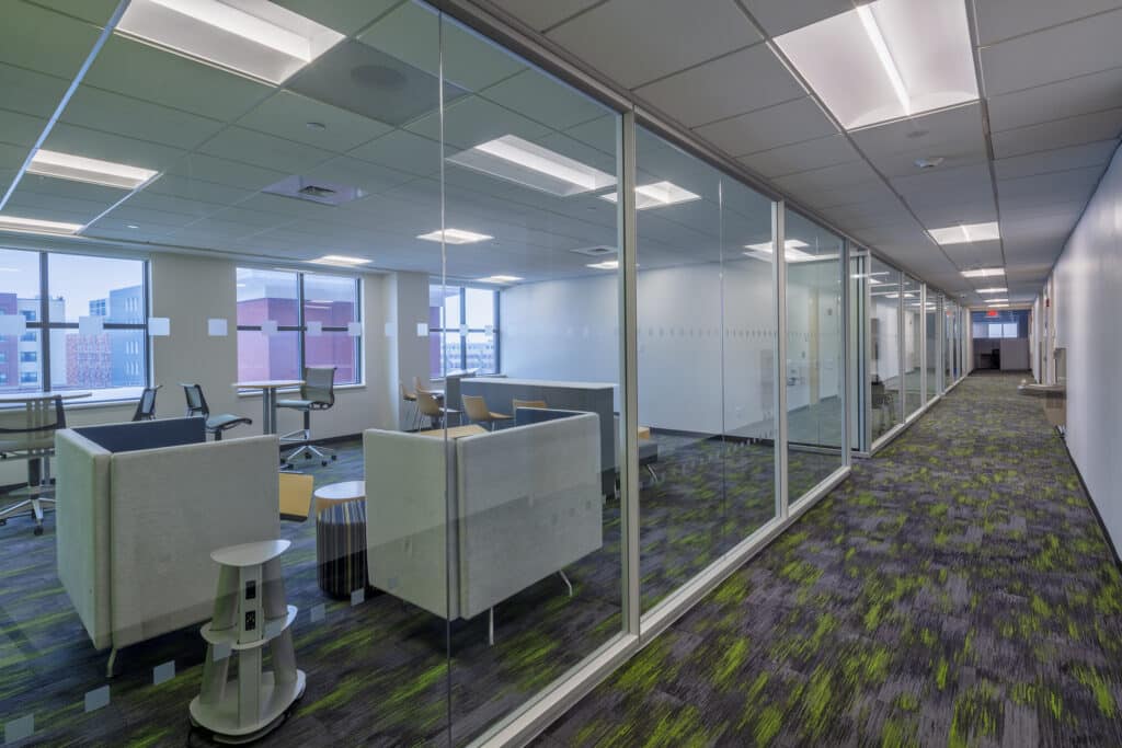 Commerical & Municipal_Banking_M&T Bank_Offices285A2188-HDR