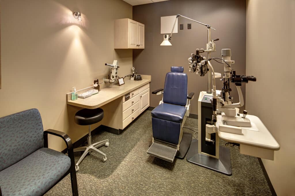 Cataract & Eye Specialist