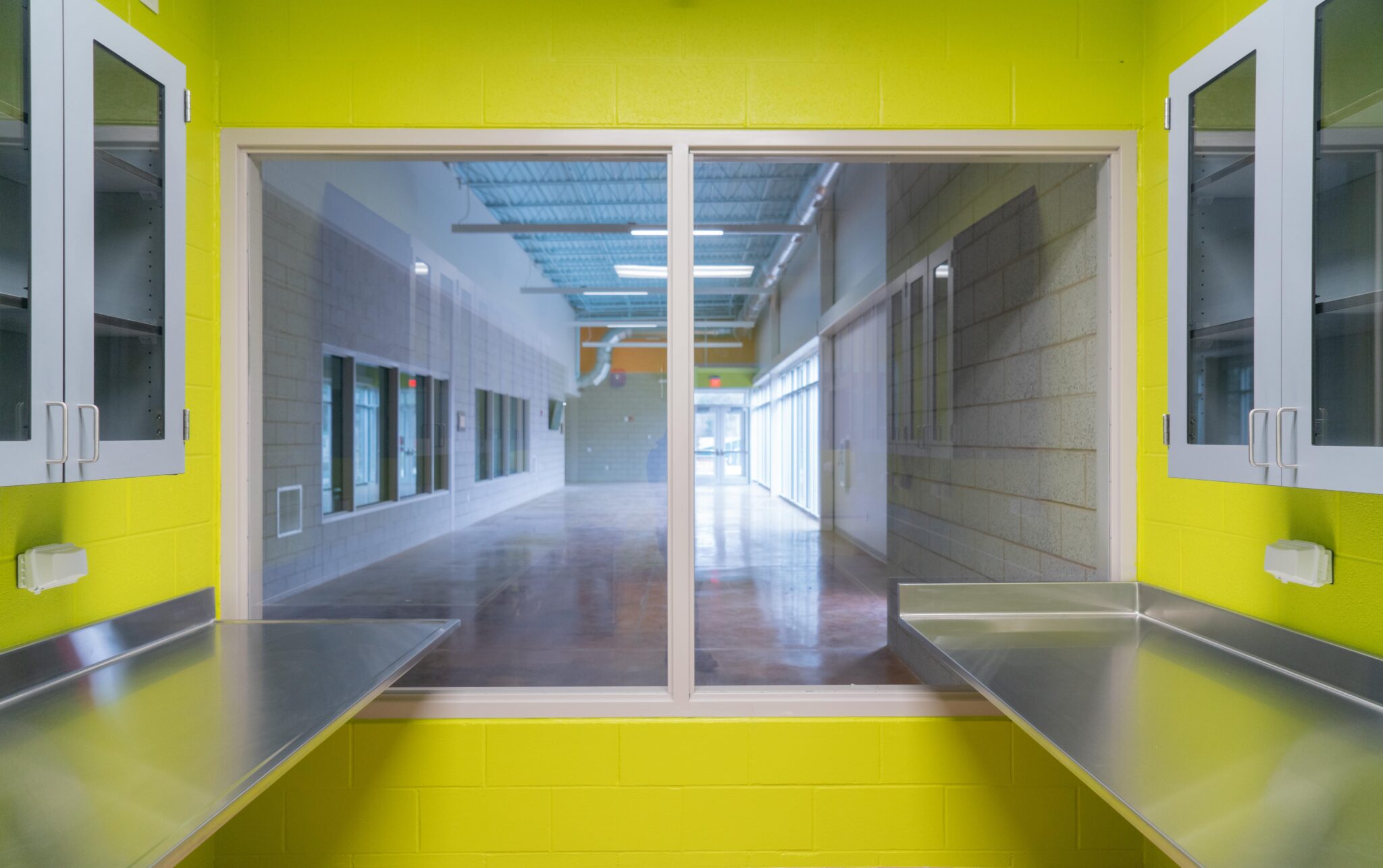 CivicMunicipal_RosamondZoo_Animal Health Center_DSC00139-min