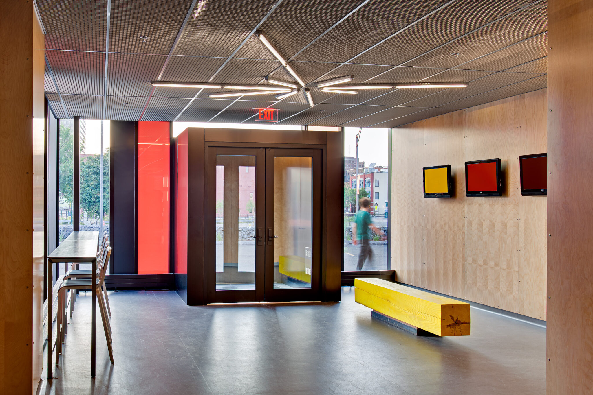 Fitness&Recreation_SubCat Studios_Lobby_Chris Cooper Photos