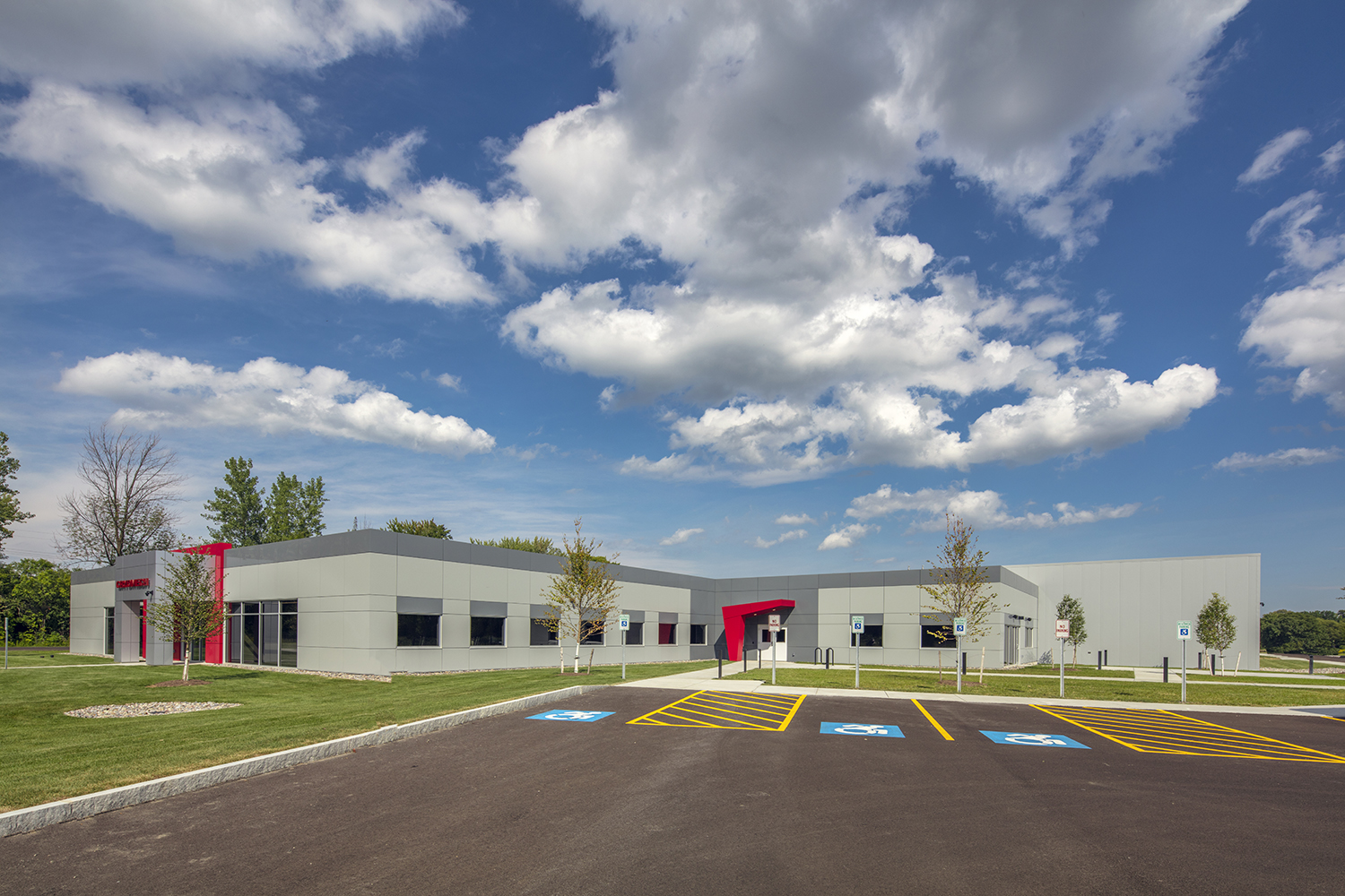 Industrial Manufacturing_Cryomech_Exterior_285A9602_sm